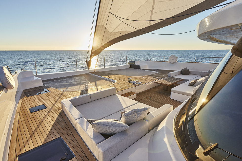 Sunreef 80 7X yacht charter